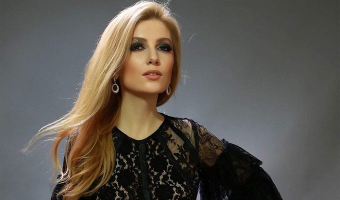 Što‌ ‌kupiti‌ ‌ženi‌ ‌za‌ ‌Božić‌ ‌, Kako ju ponovno zainteresirati?, ne ovo joj ne smiješ reći, Ti želiš nju ali ona je s drugim , Greške koje biste trebali izbjeći, Kako izaći iz friend zone?, Što zapravo znači njezina ljutnja?