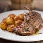 Janjetina s pečenim krumpirom