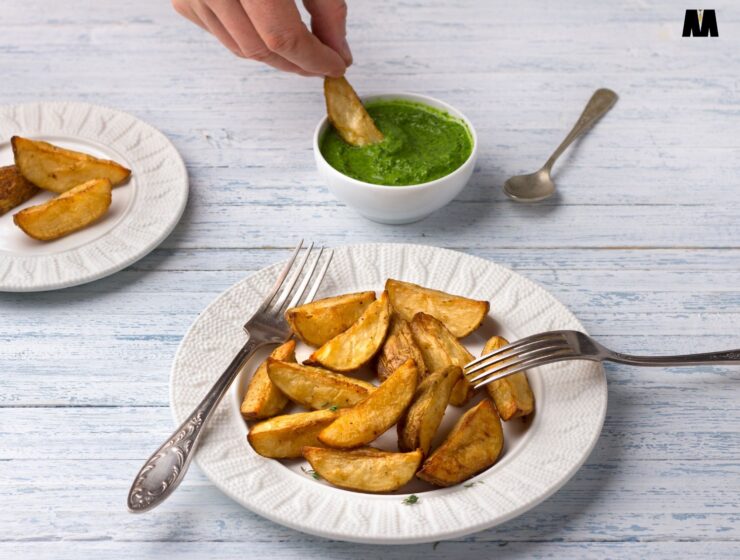 Pečeni mladi krumpir s pestom od kelja 