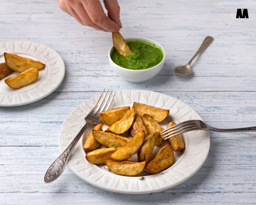 Pečeni mladi krumpir s pestom od kelja 