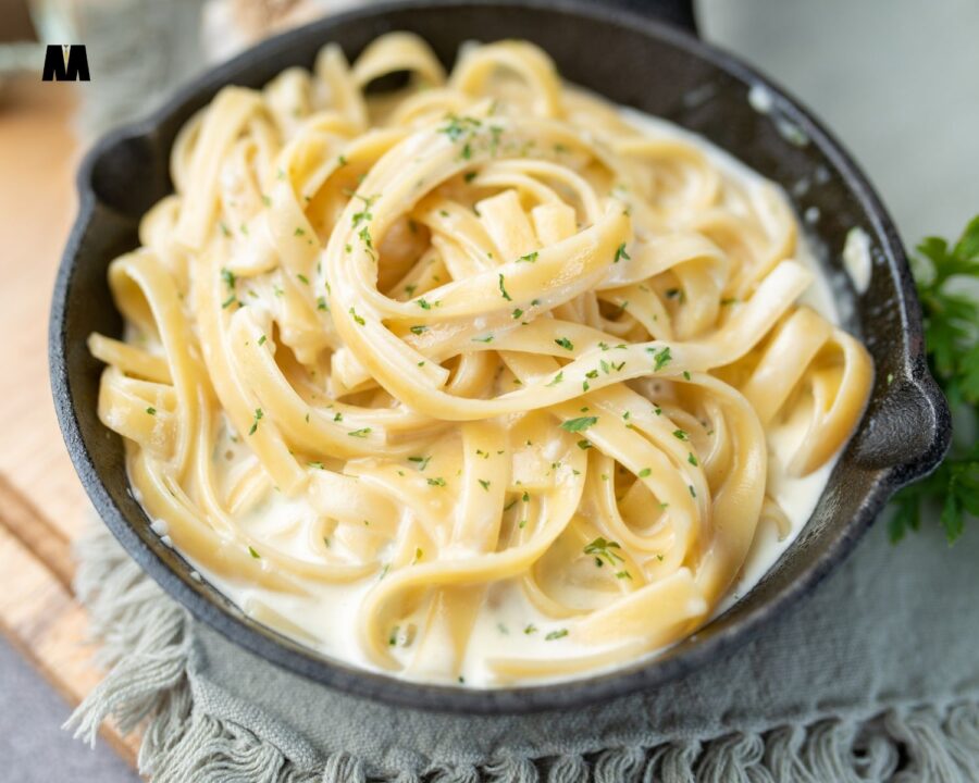 Alfredo tjestenina s piletinom